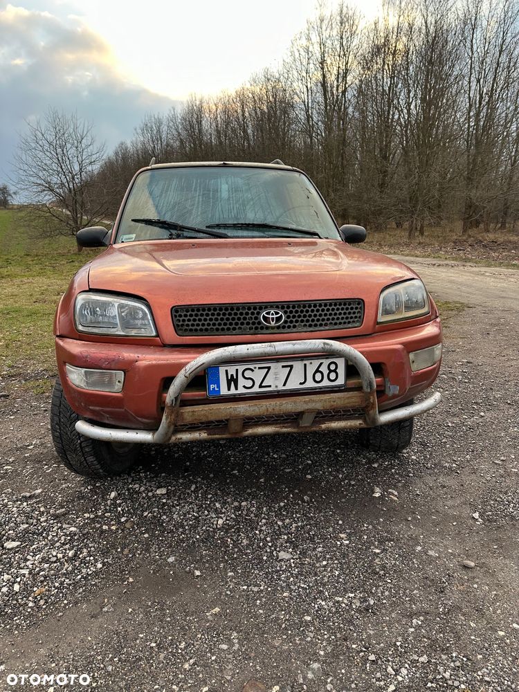 Toyota RAV4 - 3