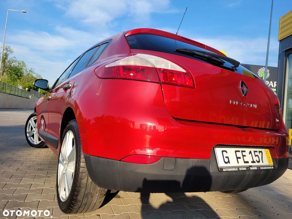 Renault Megane TCe 130 Dynamique - 8