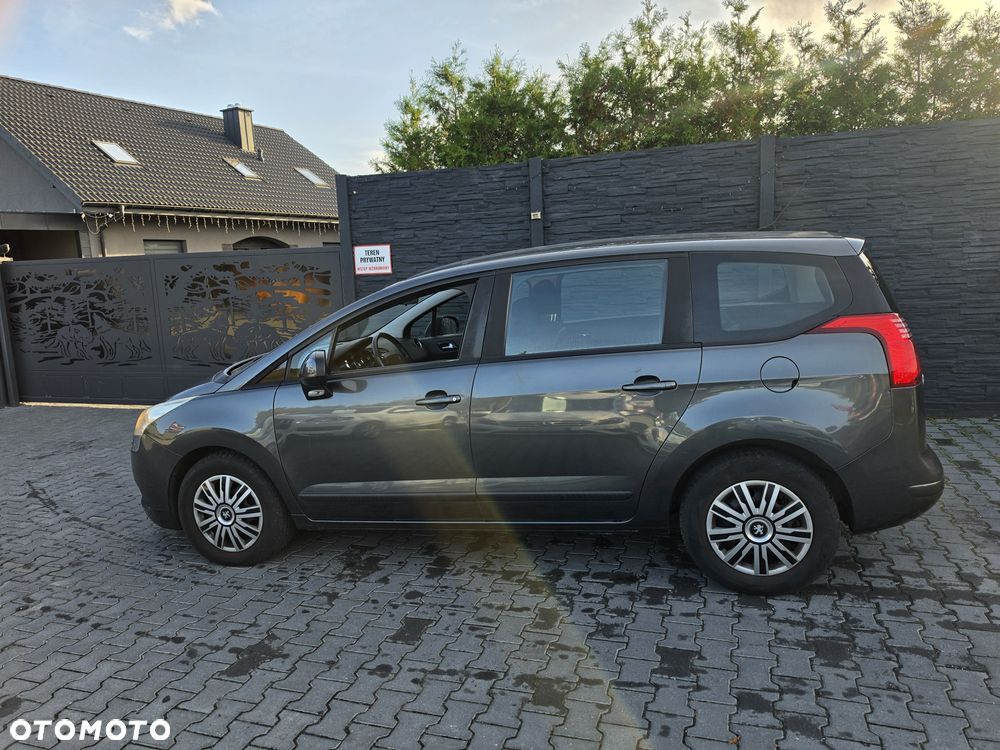 Peugeot 5008 - 6
