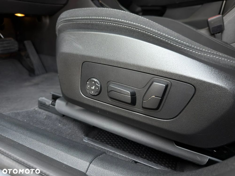 BMW X2 sDrive20i mHEV - 10