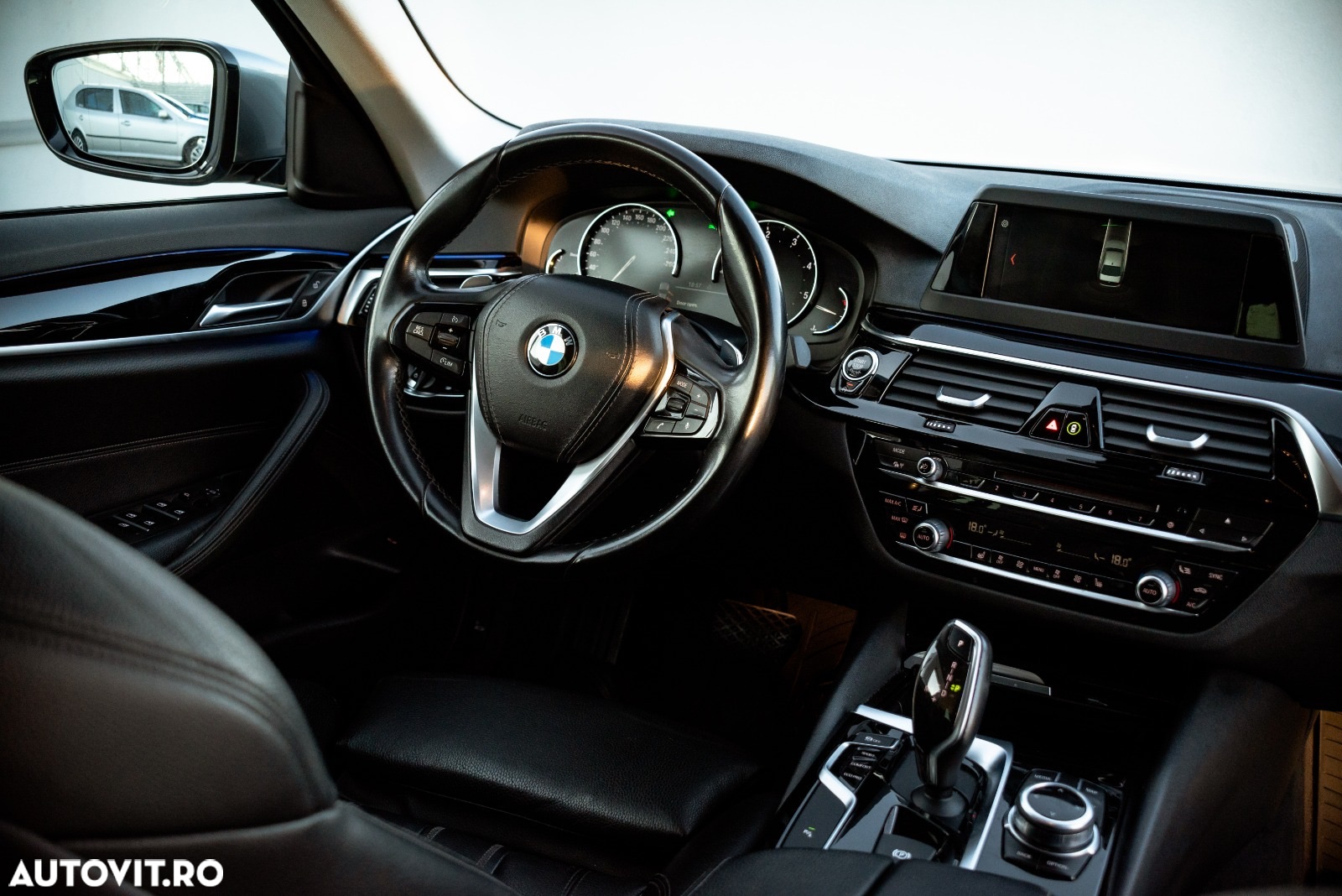 BMW Seria 5 520d AT - 23