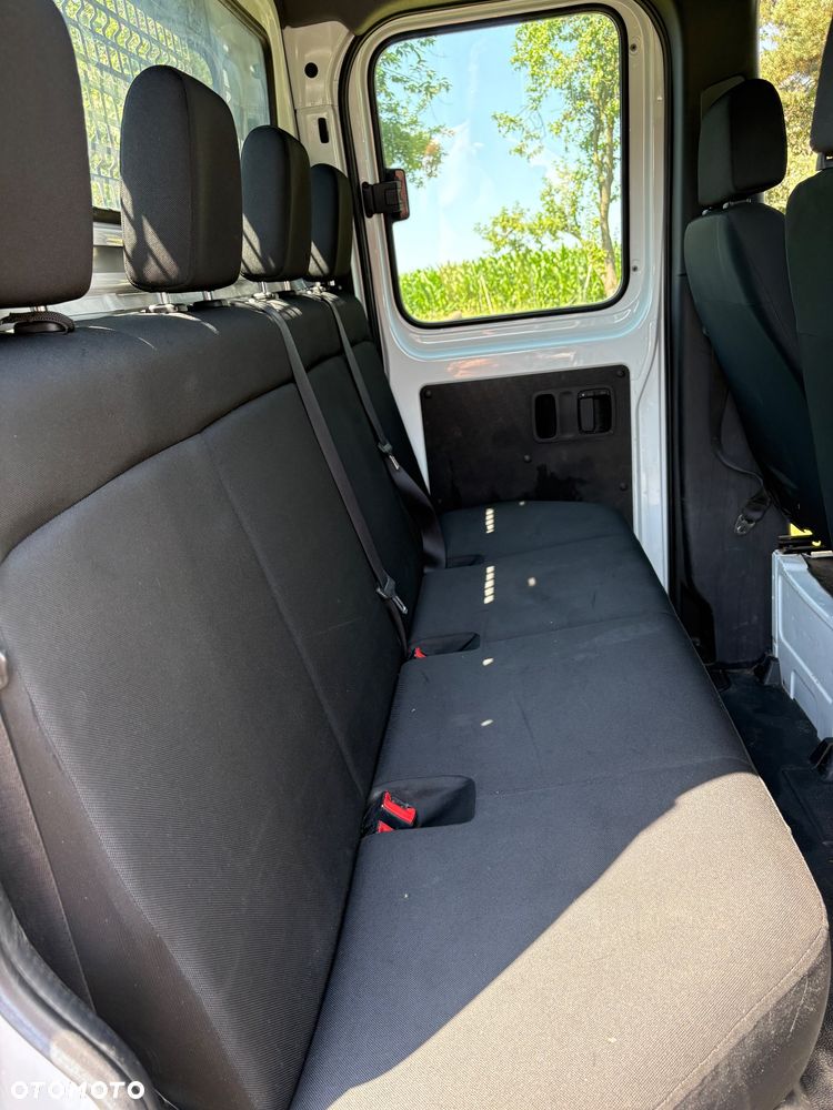 Mercedes-Benz Sprinter - 8