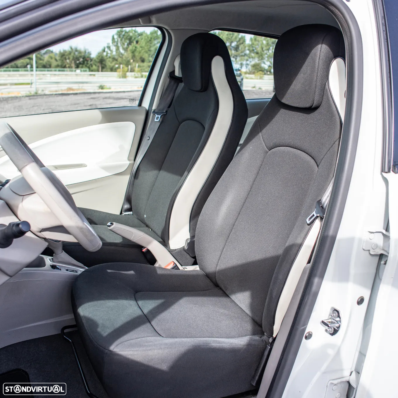 Renault Zoe (c/ Bateria) 41 kwh Life - 5