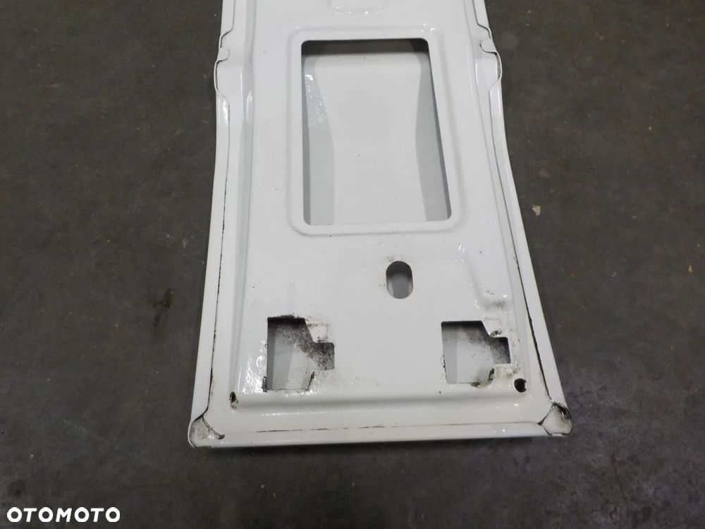 VW T5 LIFT KLAPKA WLEWU PALIWA BLACHA ZAŚLEPKA BIAŁA LB9A - 2