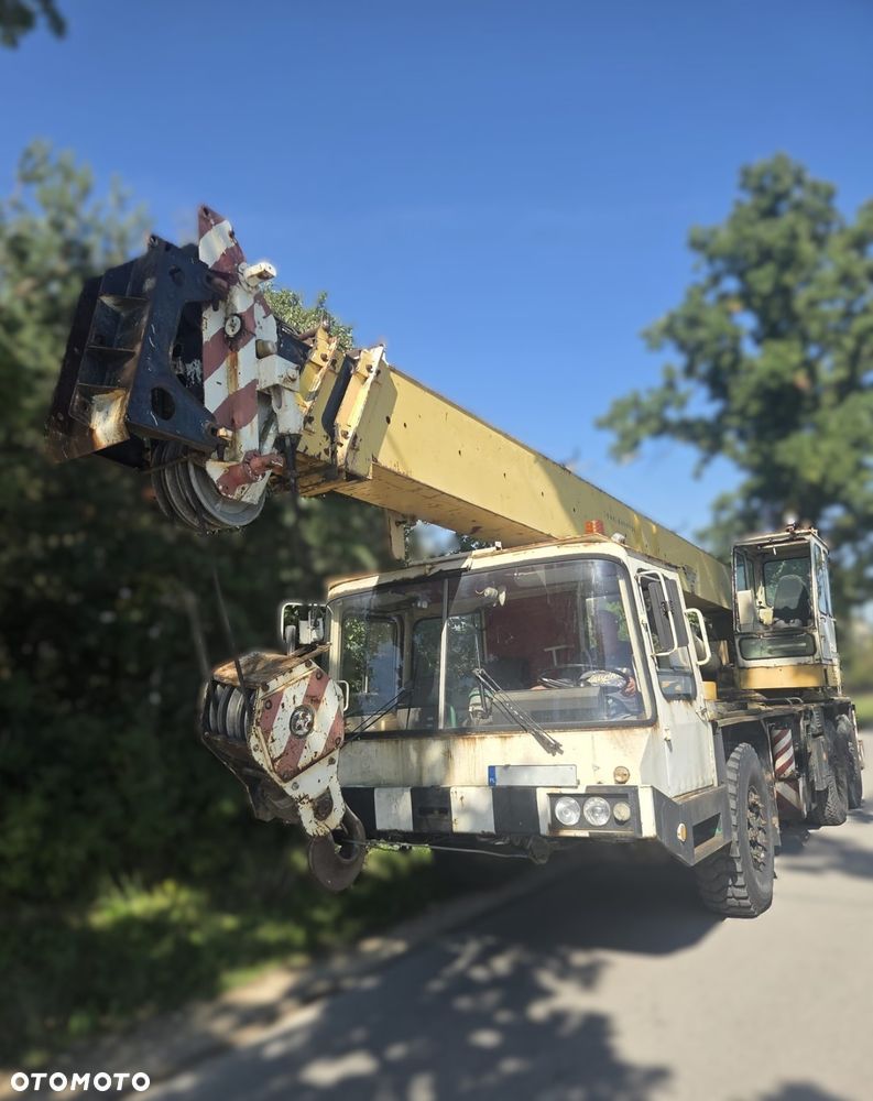 Liebherr Dżwig Żuraw DST FABLOK 28T 24m Zamiana 6x4 - 4