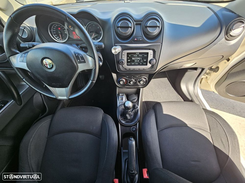 Alfa Romeo MiTo 1.3 JTDM Trofeo - 16