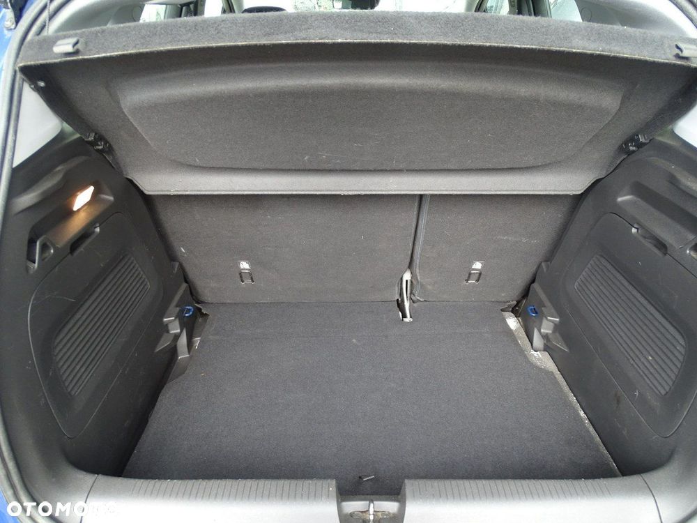 Opel Crossland X - 30