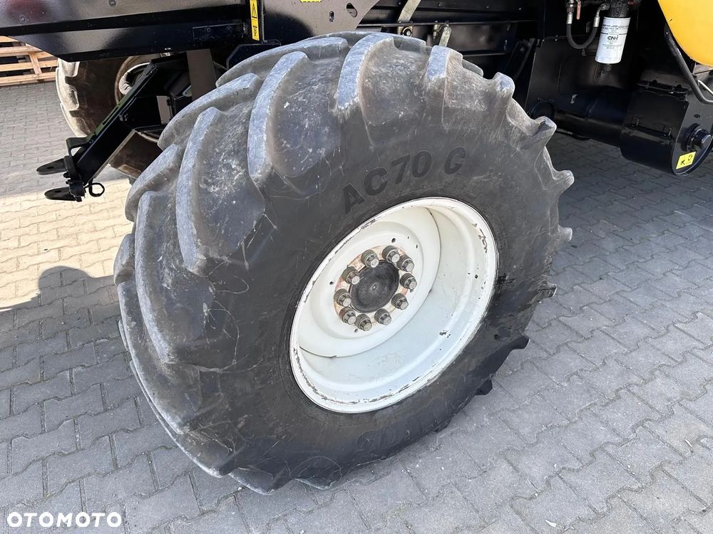 New Holland CX 8040 4x4 - 8