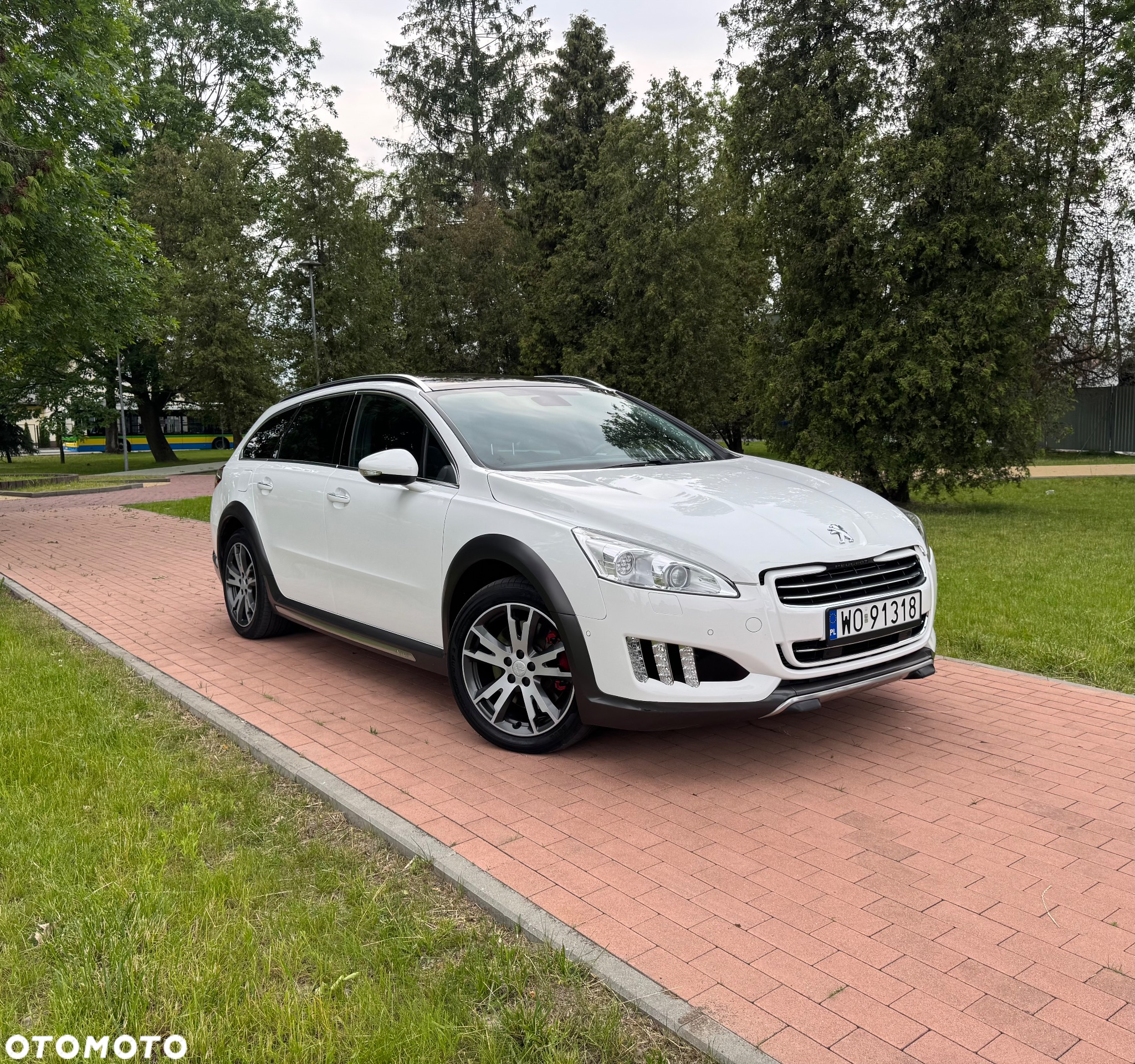 Peugeot 508 RXH 2.0 HDi HYbrid4 - 2