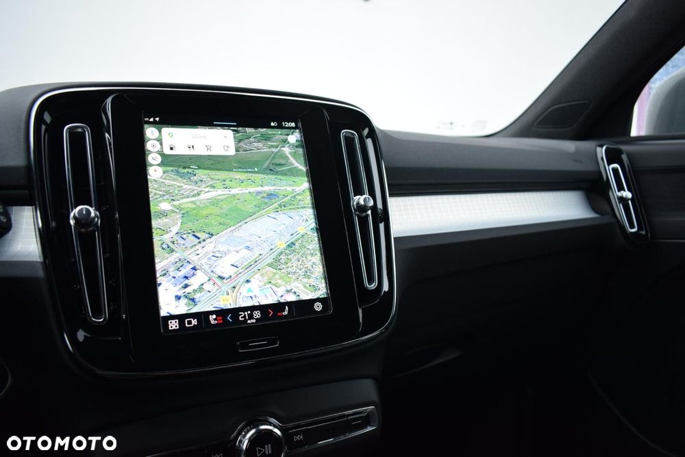 Volvo XC 40 - 26