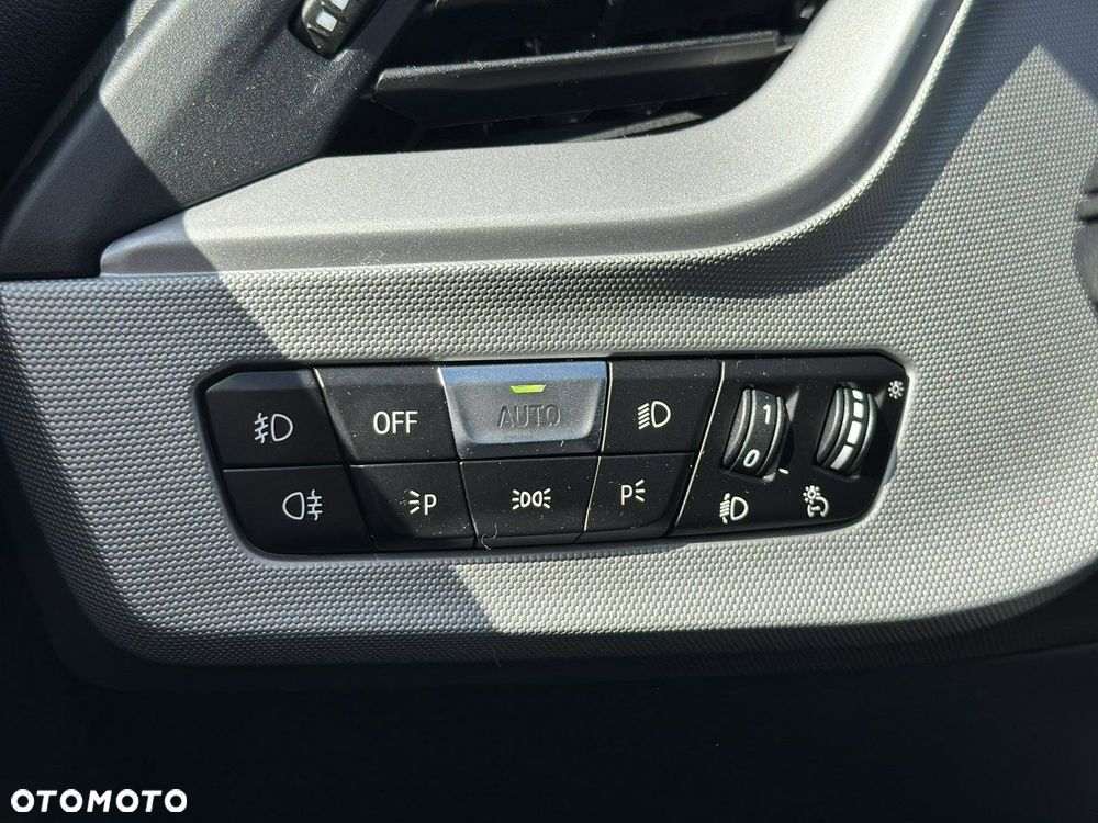 BMW Seria 1 118i Advantage - 16