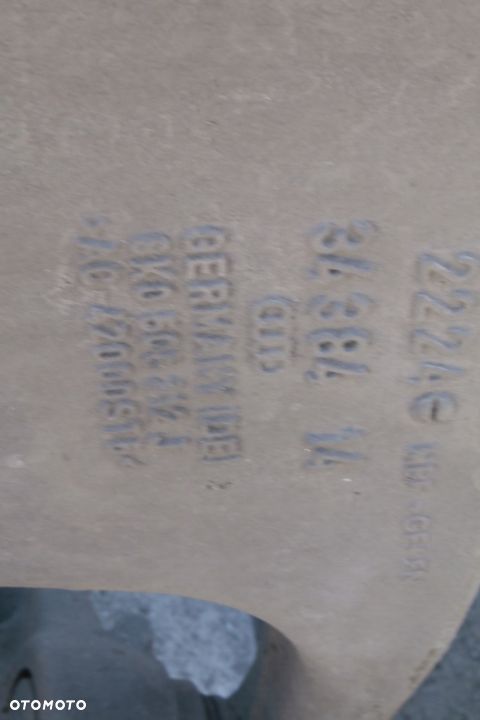 wahacz prawy tył Audi A4 B8 2.7 TDI - 7