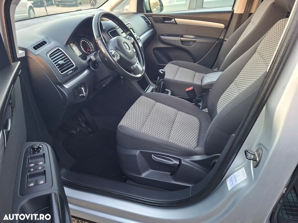 Volkswagen Sharan - 17