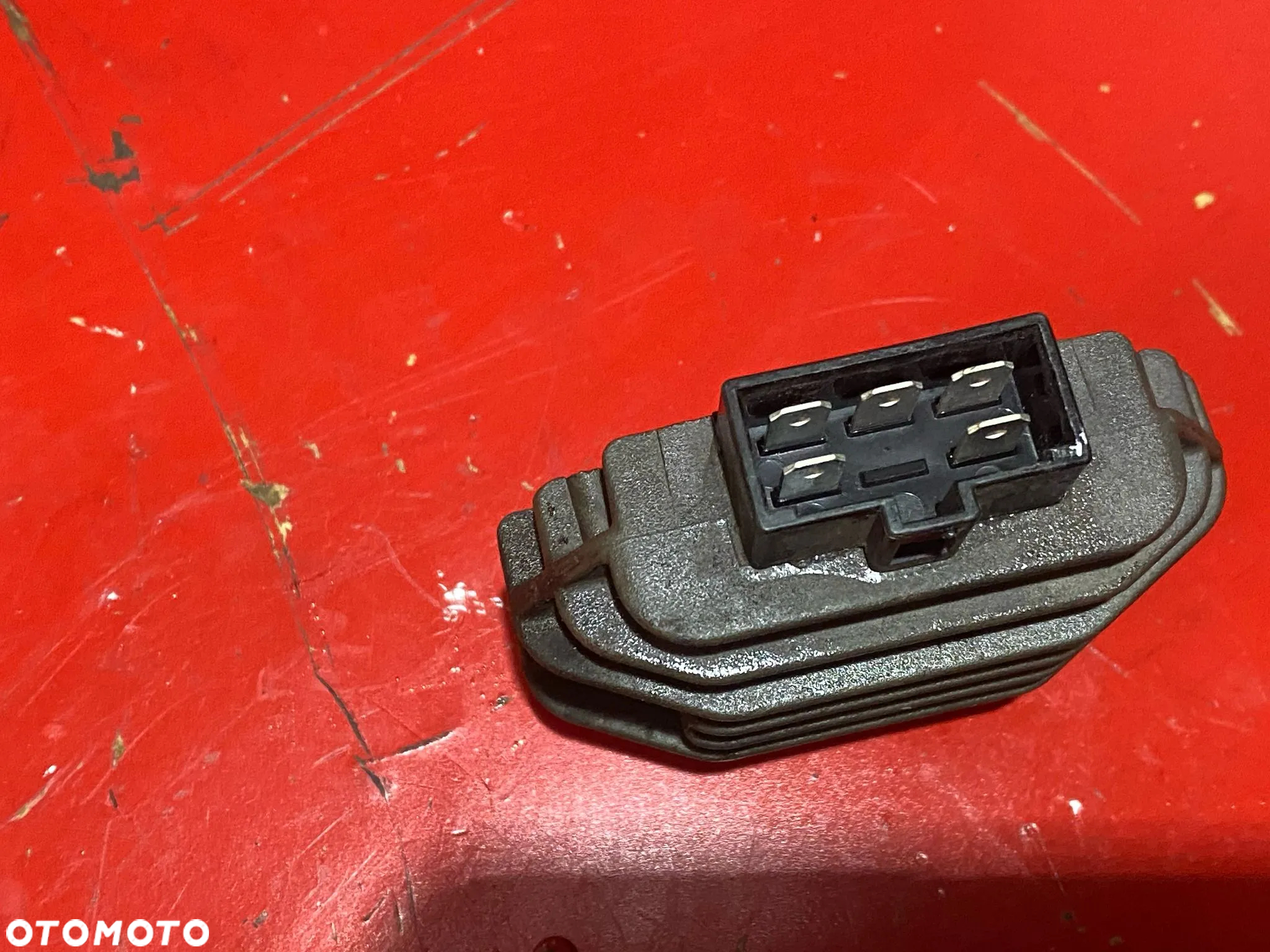 PIAGGIO LIBERTY 125 ABS 2020 x7 x8 x9 vespa atlantic regulator napięcia - 2