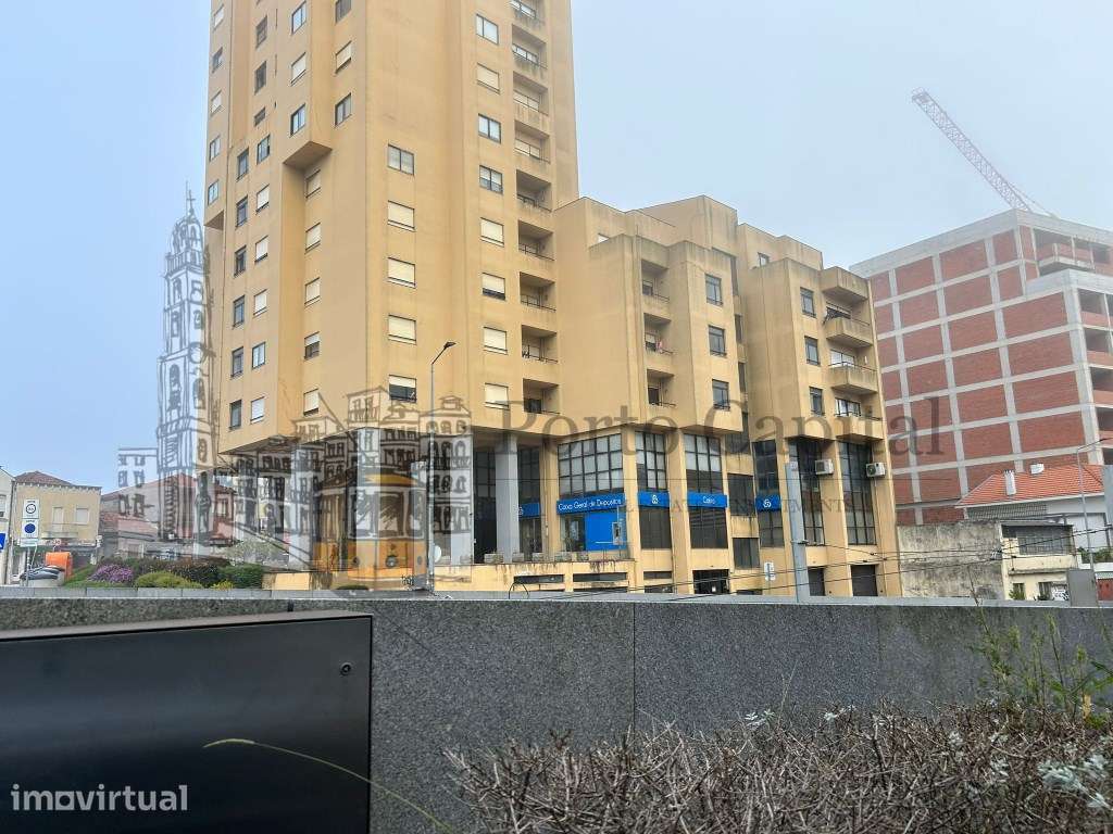 EXCELENTE ESPAÇO COMERCIAL COM 25M2 À BEIRA DA LINHA DO METRO, PERT... - Grande imagem: 5/27