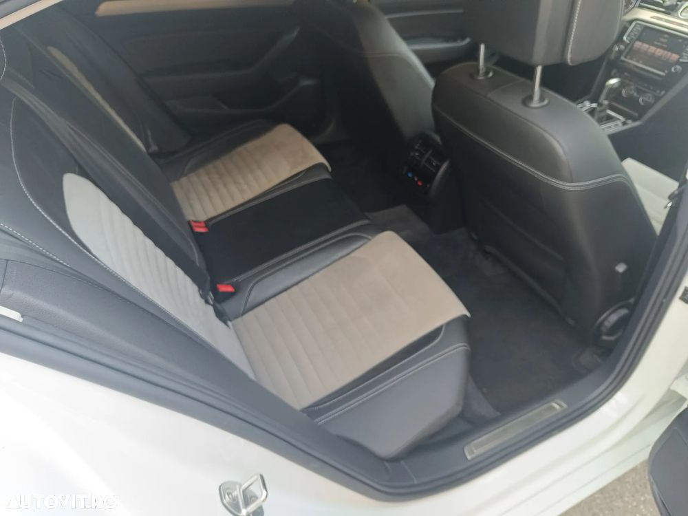 Volkswagen Passat 2.0 TDI DSG Highline - 6