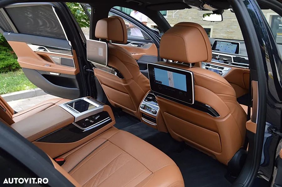 BMW Seria 7 730Ld xDrive - 21