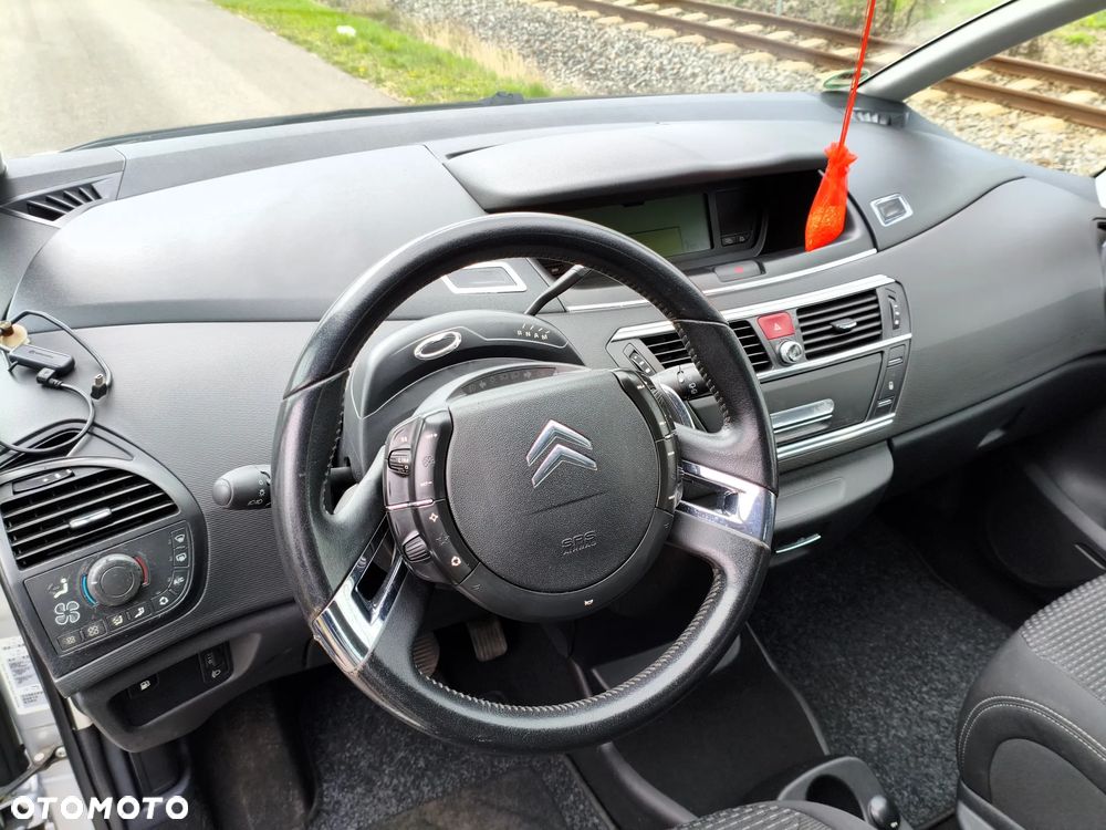 Citroën C4 Grand Picasso - 25
