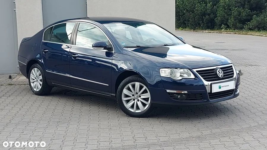 Volkswagen Passat 2.0 FSI Comfortline - 13