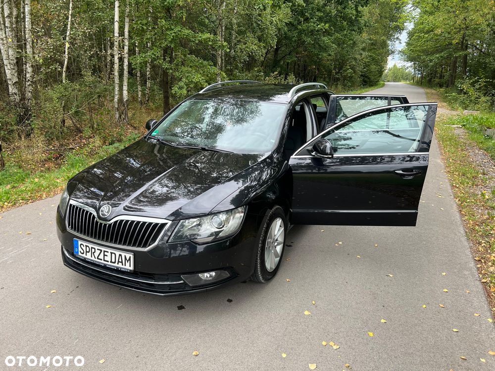 Skoda Superb 2.0 TDI Business - 28