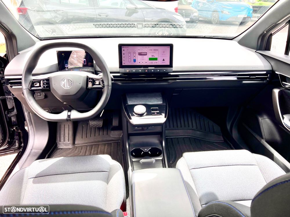 MG MG4 4 Standard - 8