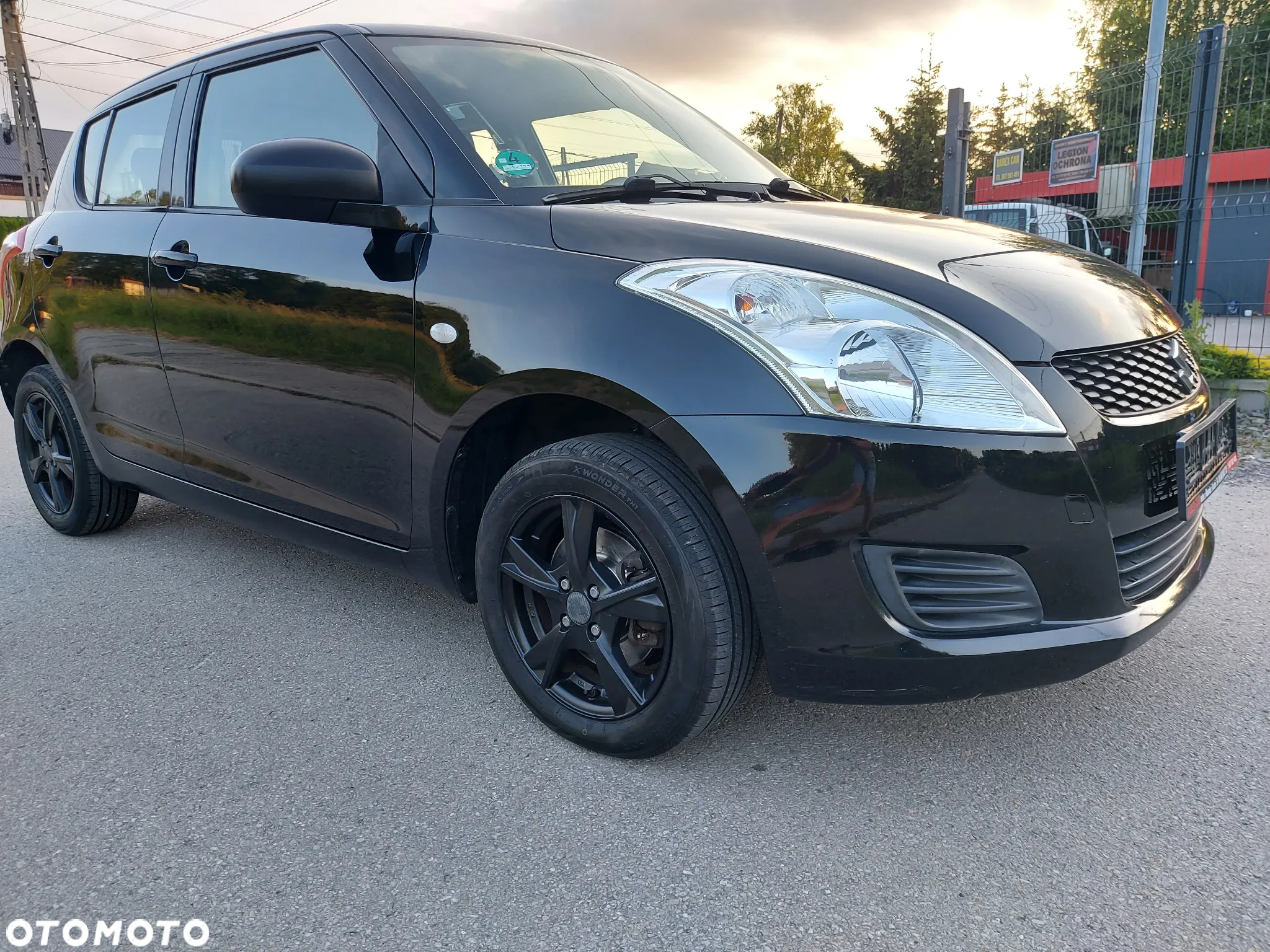 Suzuki Swift 1.2 4x4 Club - 13