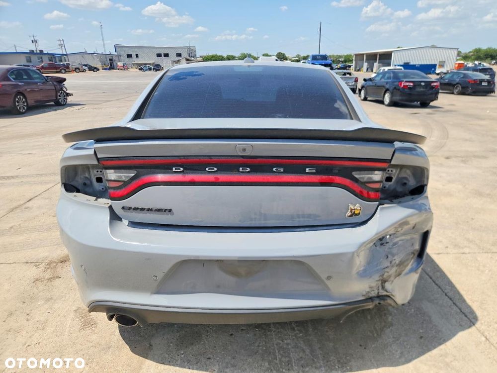 Dodge Charger - 6