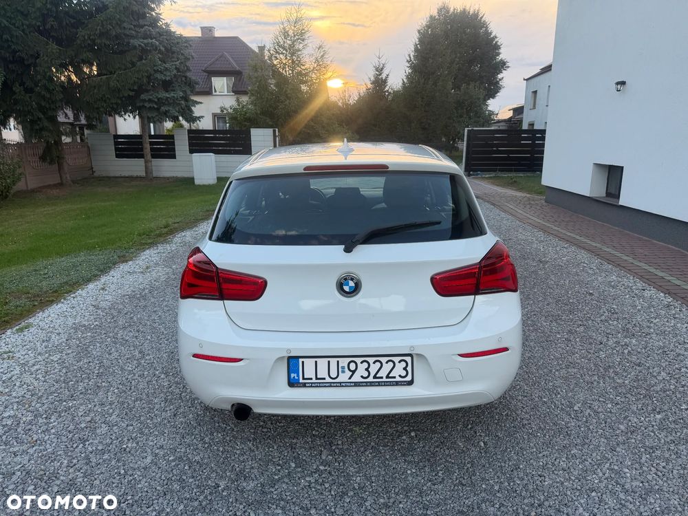 BMW Seria 1 118i - 3