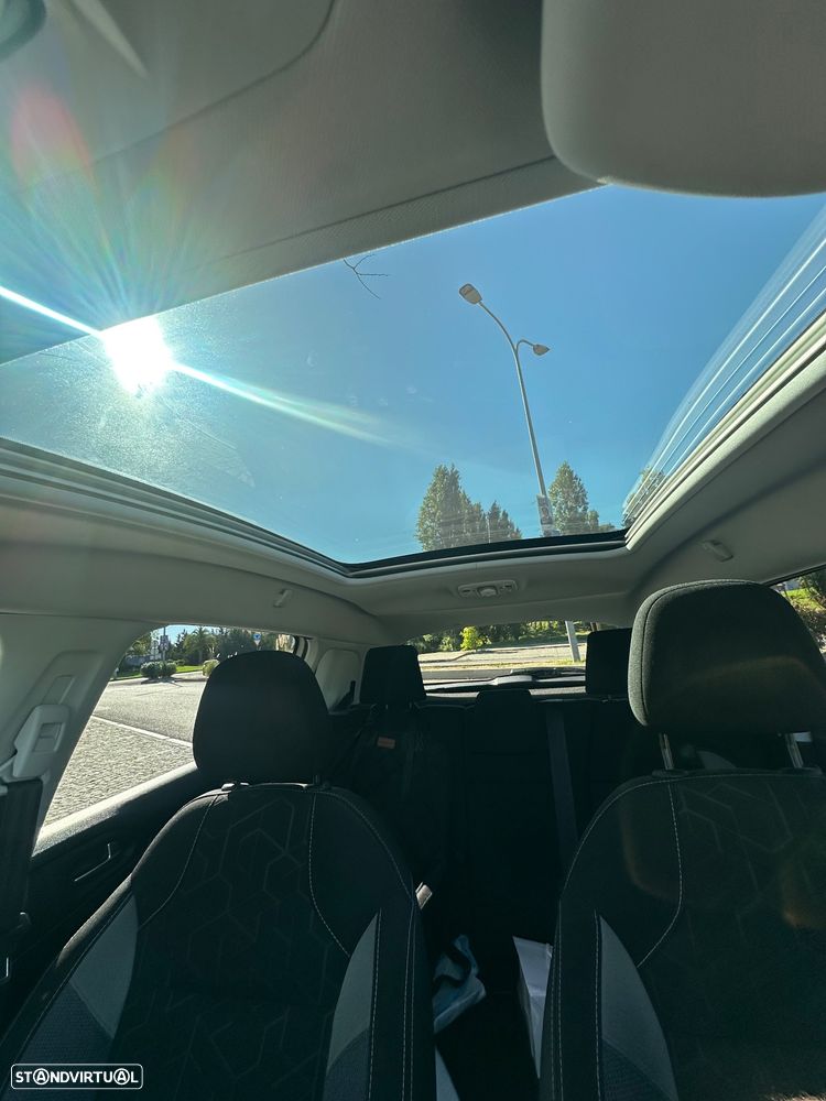 Peugeot 2008 1.2 PureTech Allure - 8