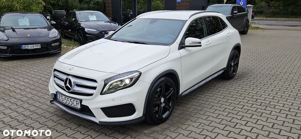 Mercedes-Benz GLA ver-250-4--matic-amg-line