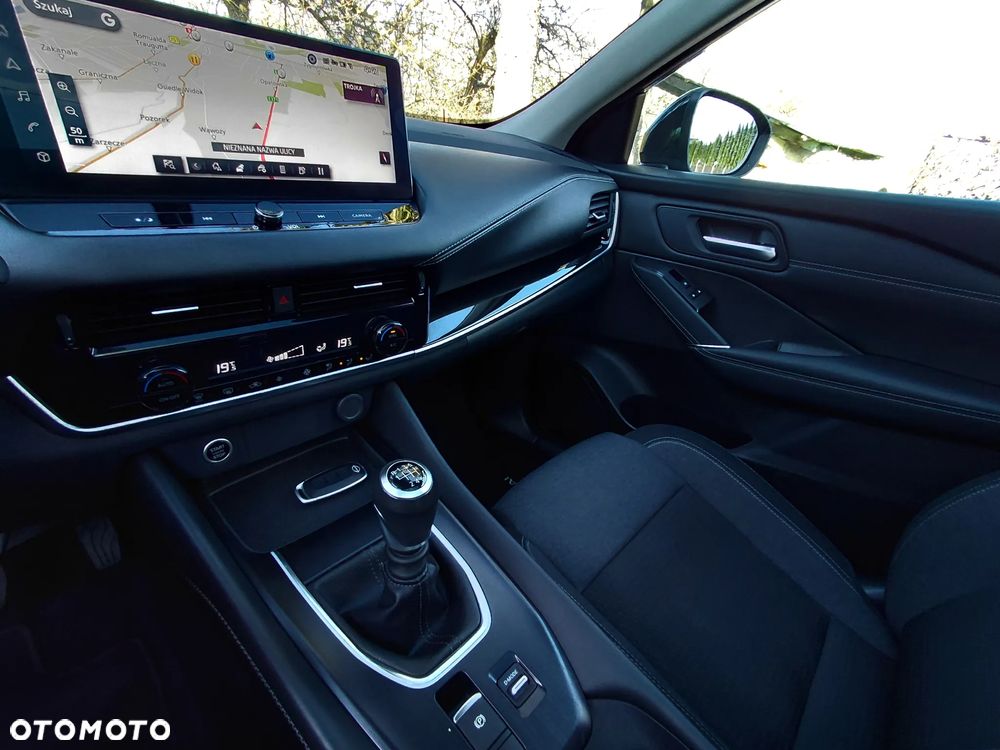 Nissan Qashqai 1.3 DIG-T Tekna EU6d - 26