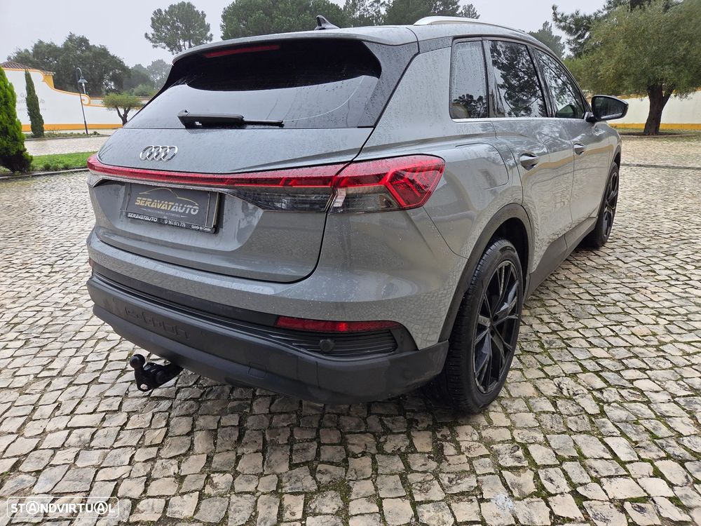 Audi Q4 e-tron - 14