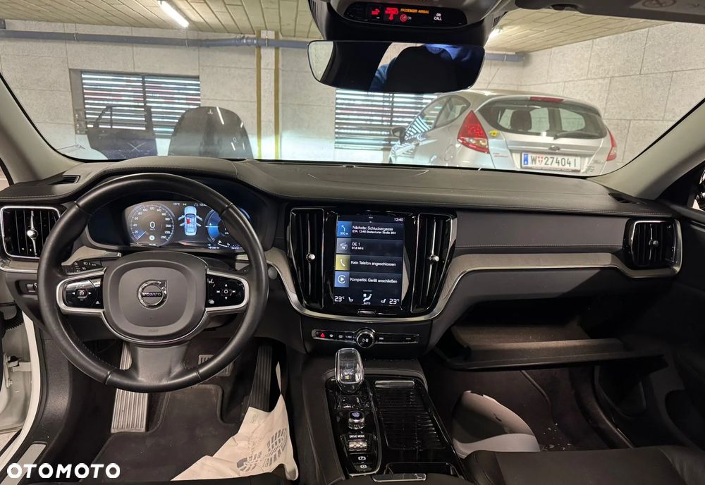 Volvo S60 T8 Recharge AWD Geartronic Inscription - 9