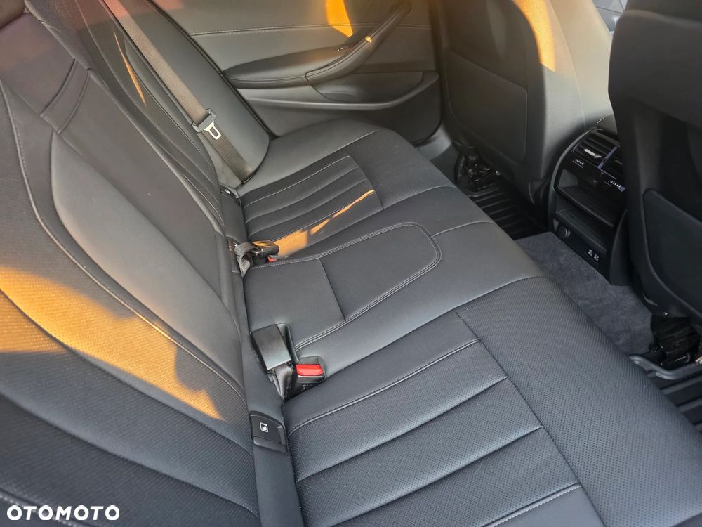 BMW Seria 5 520d xDrive MHEV Sport - 23