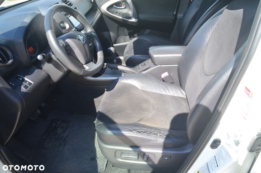 Toyota RAV4 2.0 VVT-i Premium MS - 15