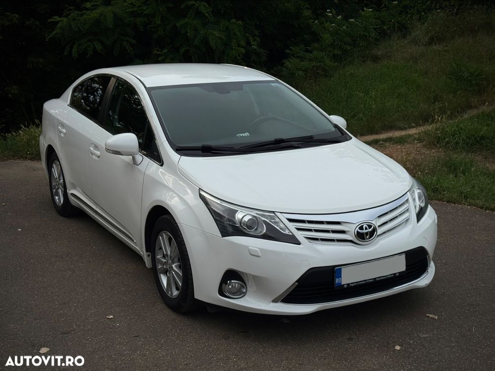 Toyota Avensis - 1