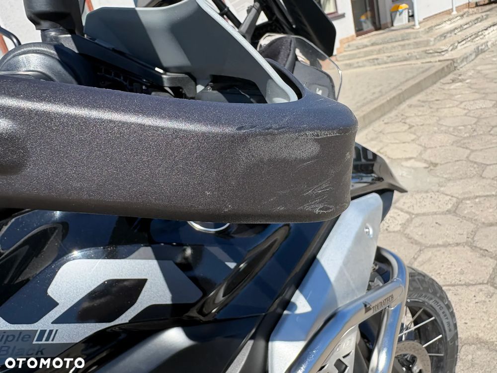 BMW R - 9