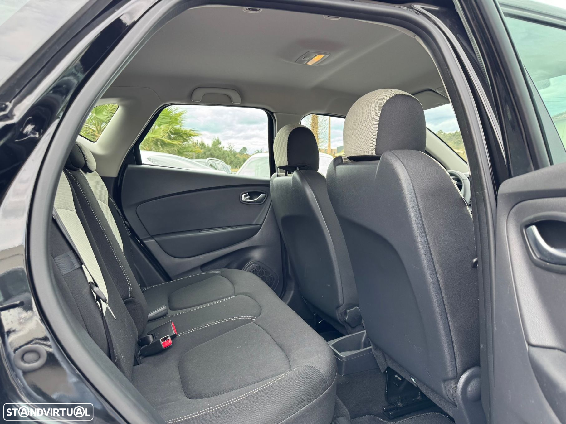 Renault Captur 0.9 TCE Exclusive - 25