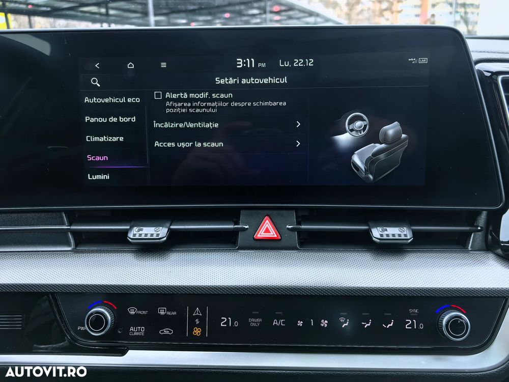 Kia Sportage 1.6 T-GDI PHEV 6AT 4x4 GT Line - 17