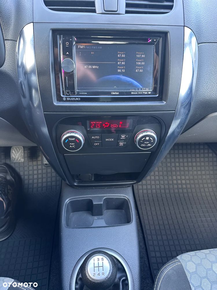 Suzuki SX4 1.6 VVT 4x4 Style - 26