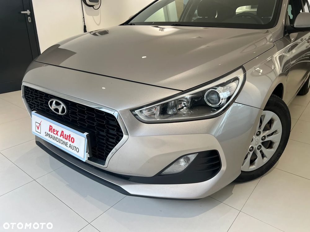 Hyundai i30 1.4 Classic + - 3