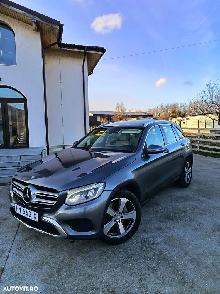 Mercedes-Benz GLC 220 d 4Matic 9G-TRONIC AMG Line - 2