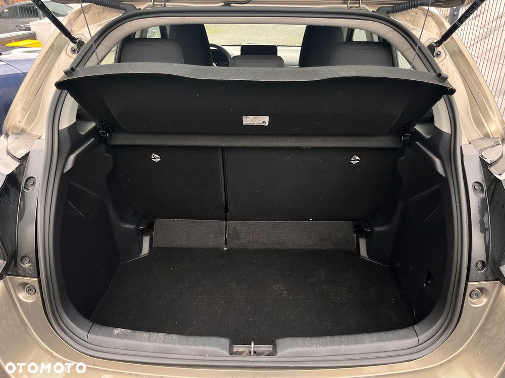 Toyota Yaris 1.5 Comfort - 16