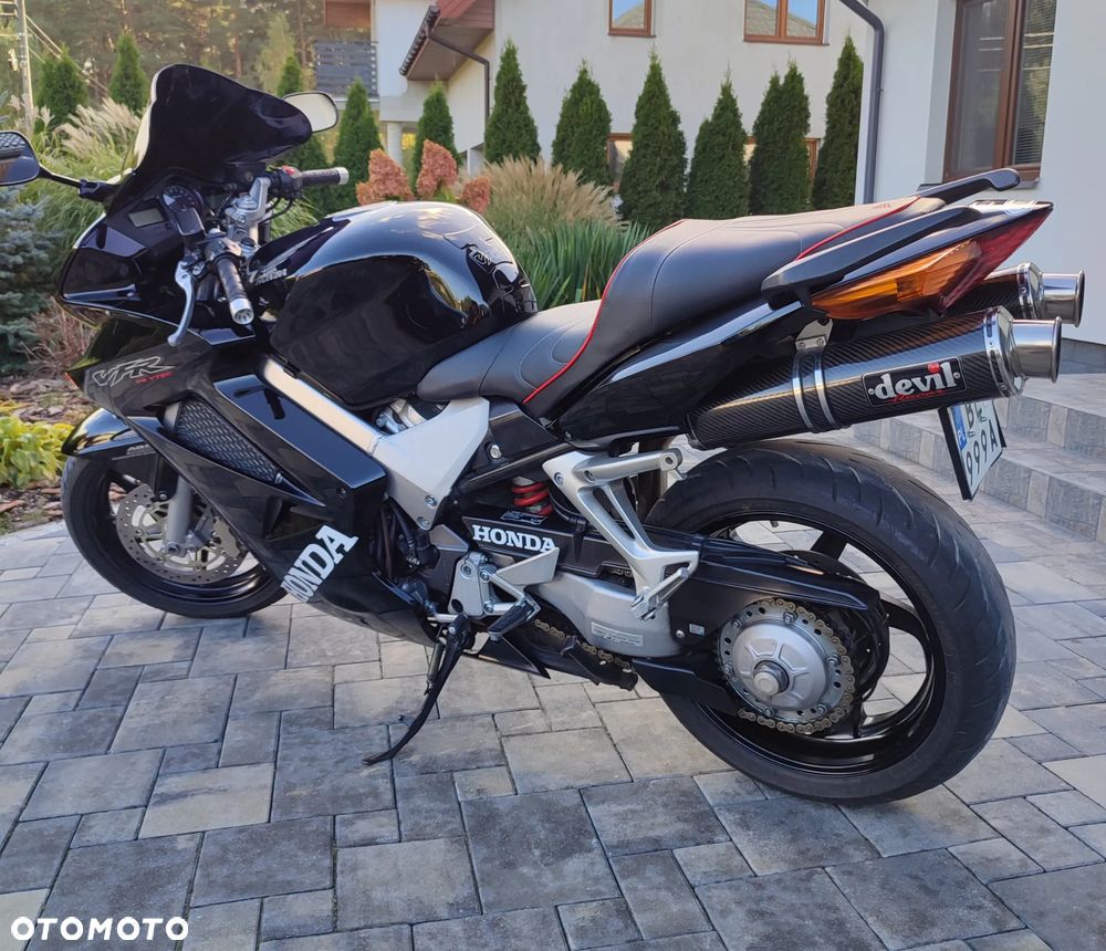 Honda VFR - 7