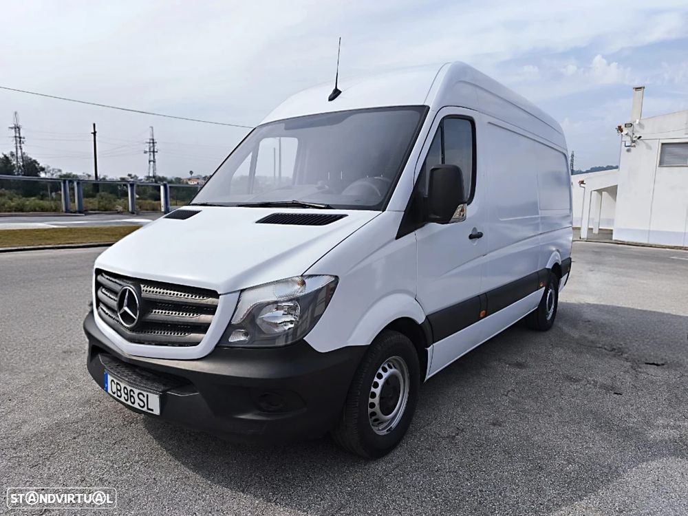 Mercedes-Benz Sprinter - 1