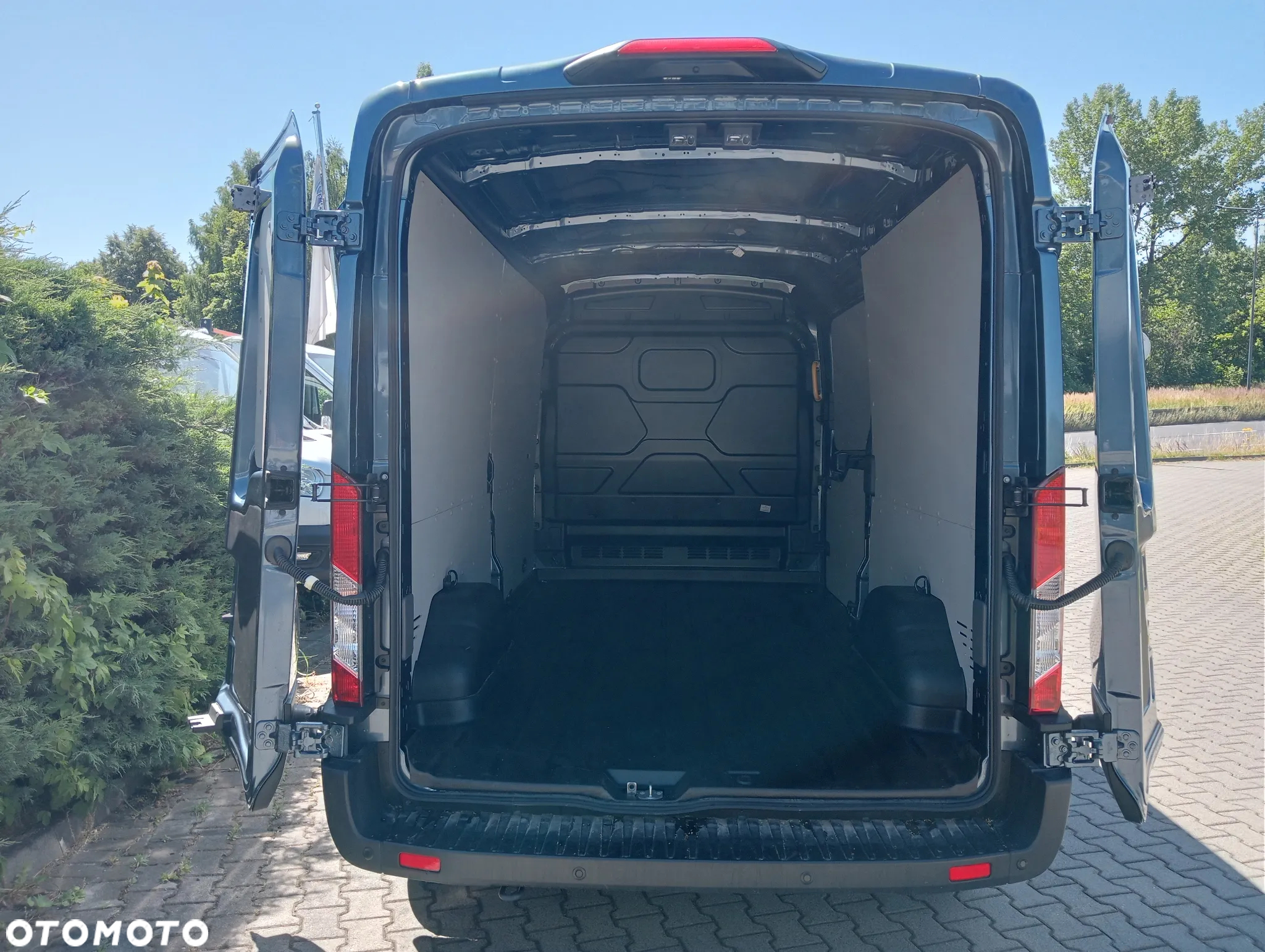 Ford Transit - 8