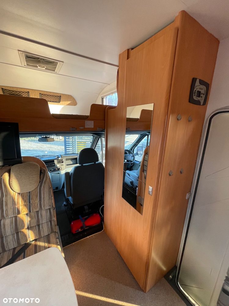 Ford Transit Challenger - 26