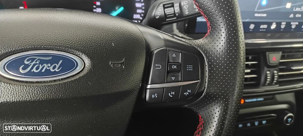 Ford Focus 1.0 EcoBoost MHEV ST-Line - 40