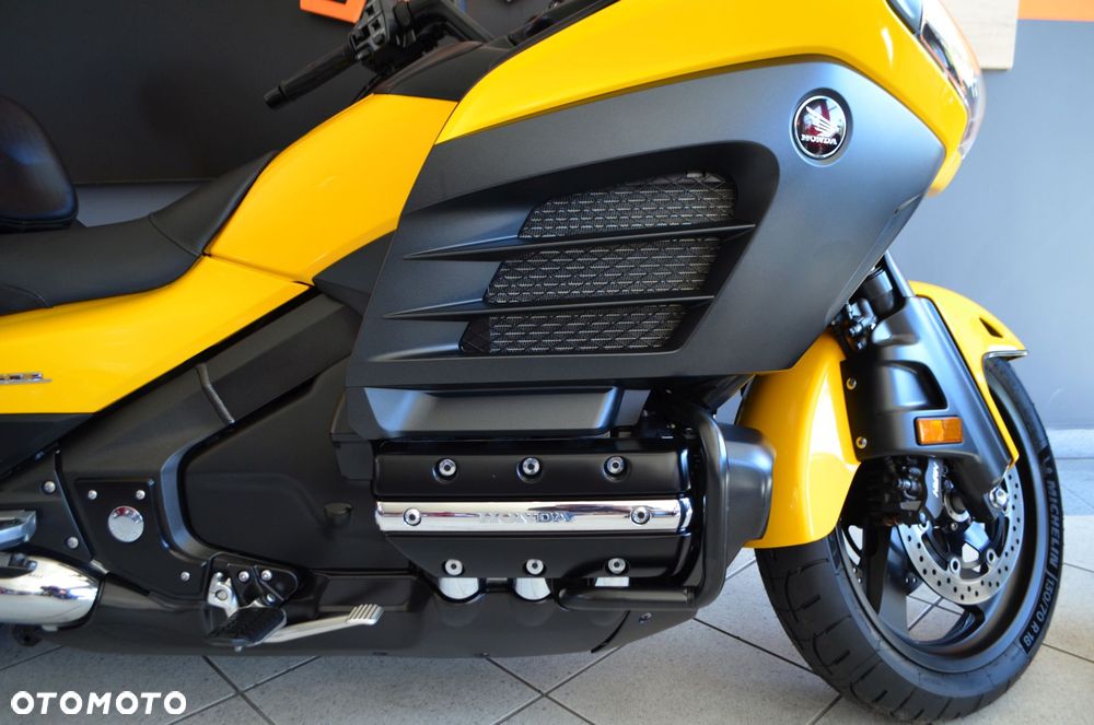 Honda GL - 7