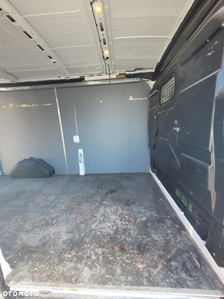 Ford Transit - 22